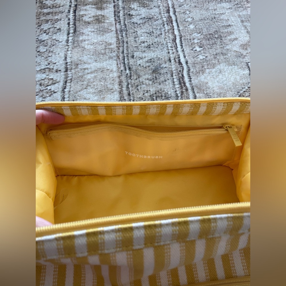 BEIS Dopp Kit in Honey Stripe - Limited Edition Sold Out - Picture 10 of 13